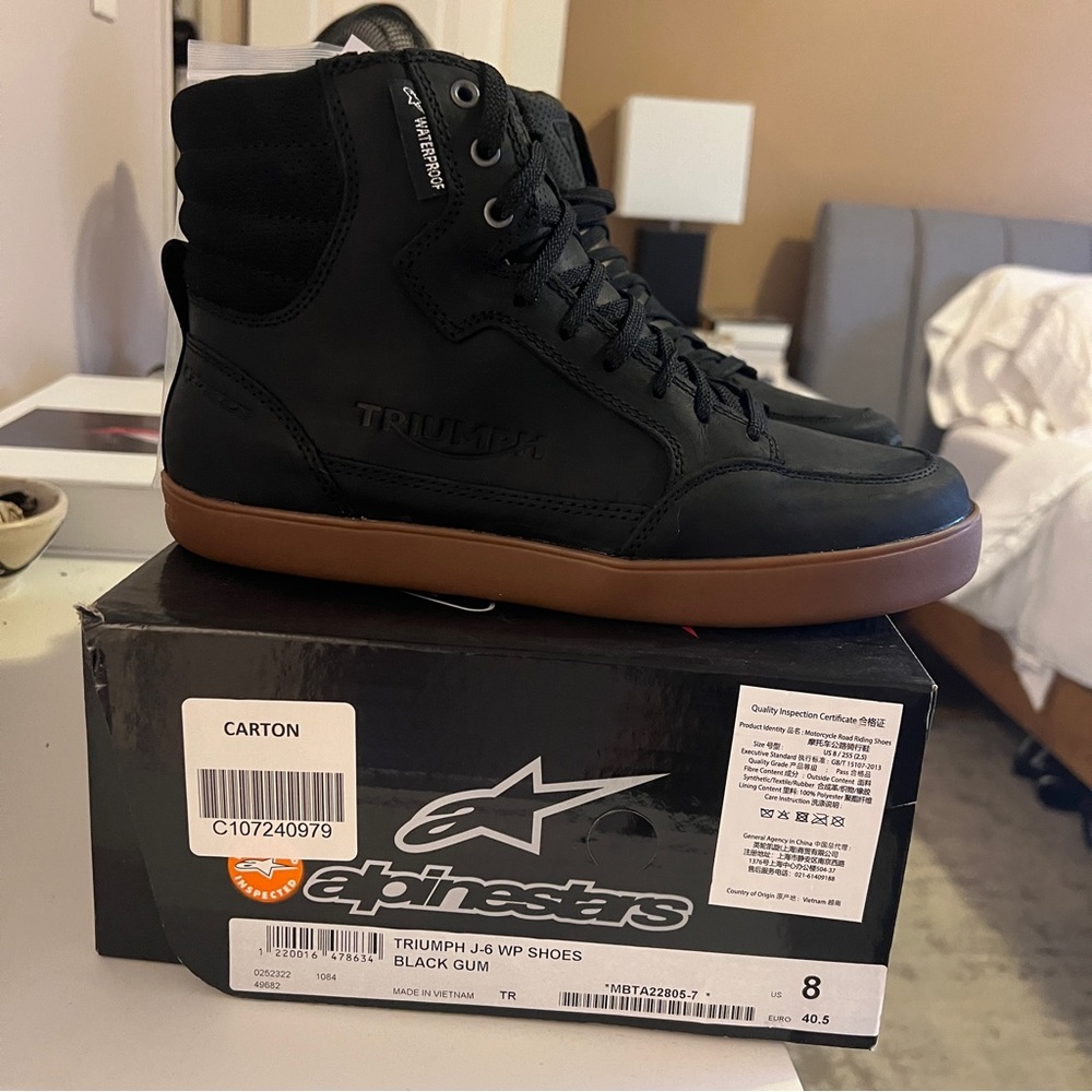 Triumph Alpinestars J-6 Waterproof Riding Shoe Size 8 NWT